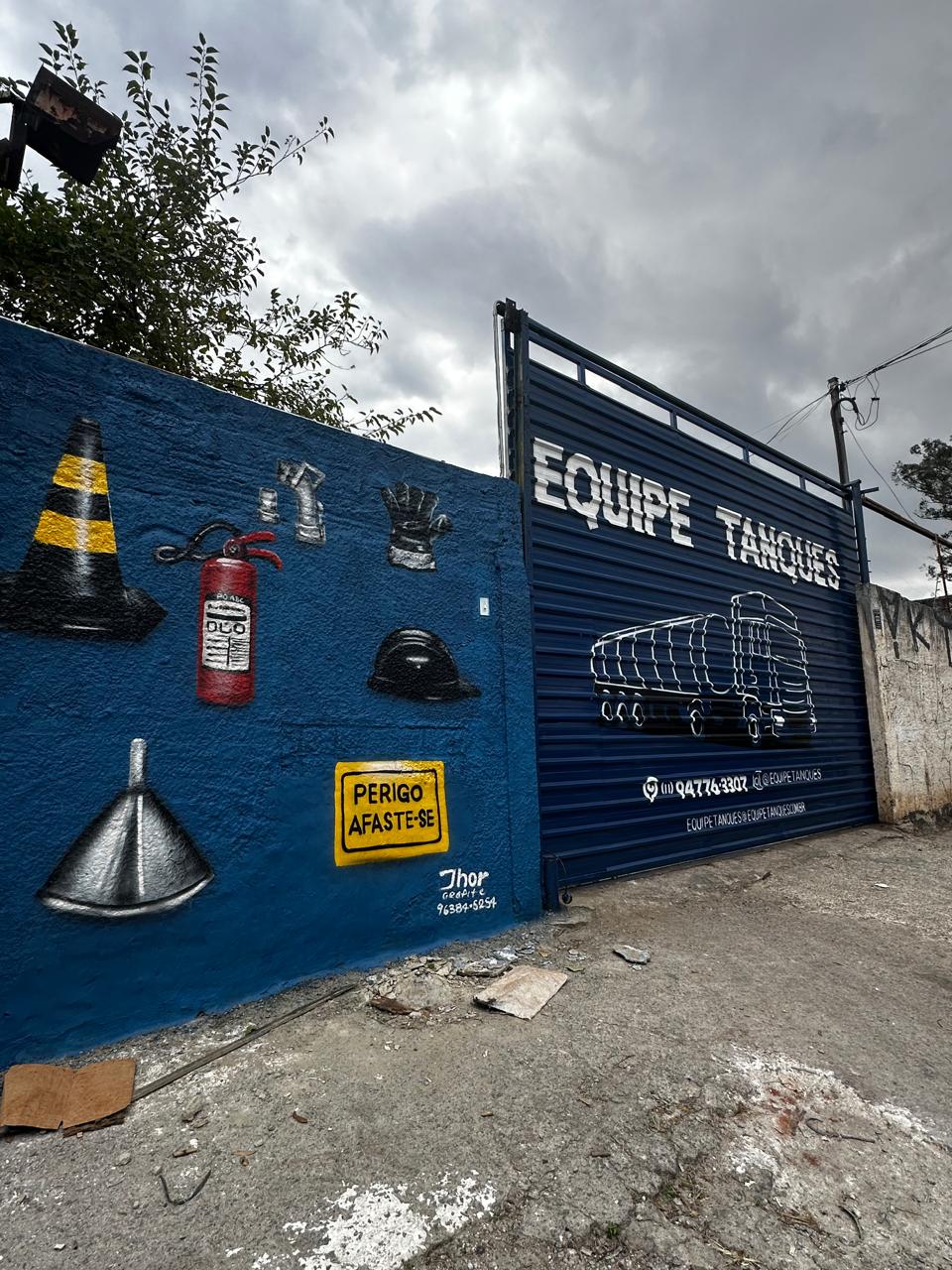 Faixada da oficina Equipe Tanques